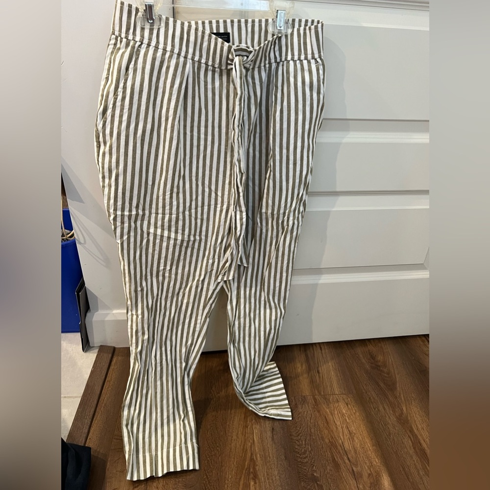 Zara women’s pants striped olive and white